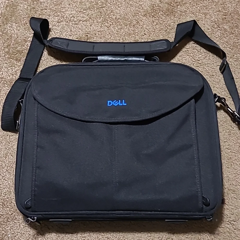 Dell laptop carry bag, black 17.5